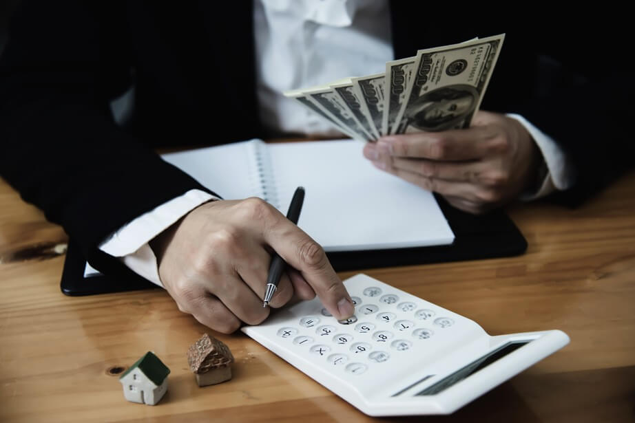 Insurance policy planning and financial decision-making at Auriest Bangalore